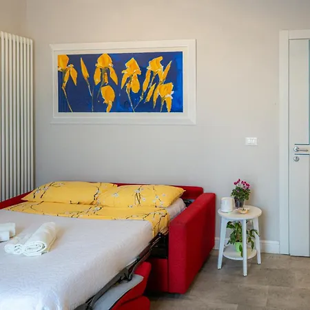 Delia Apartment *