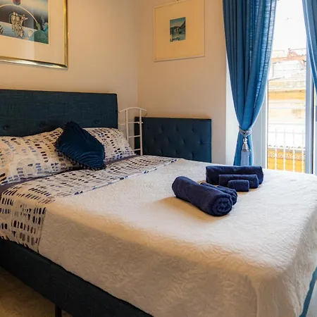 Delia Apartment